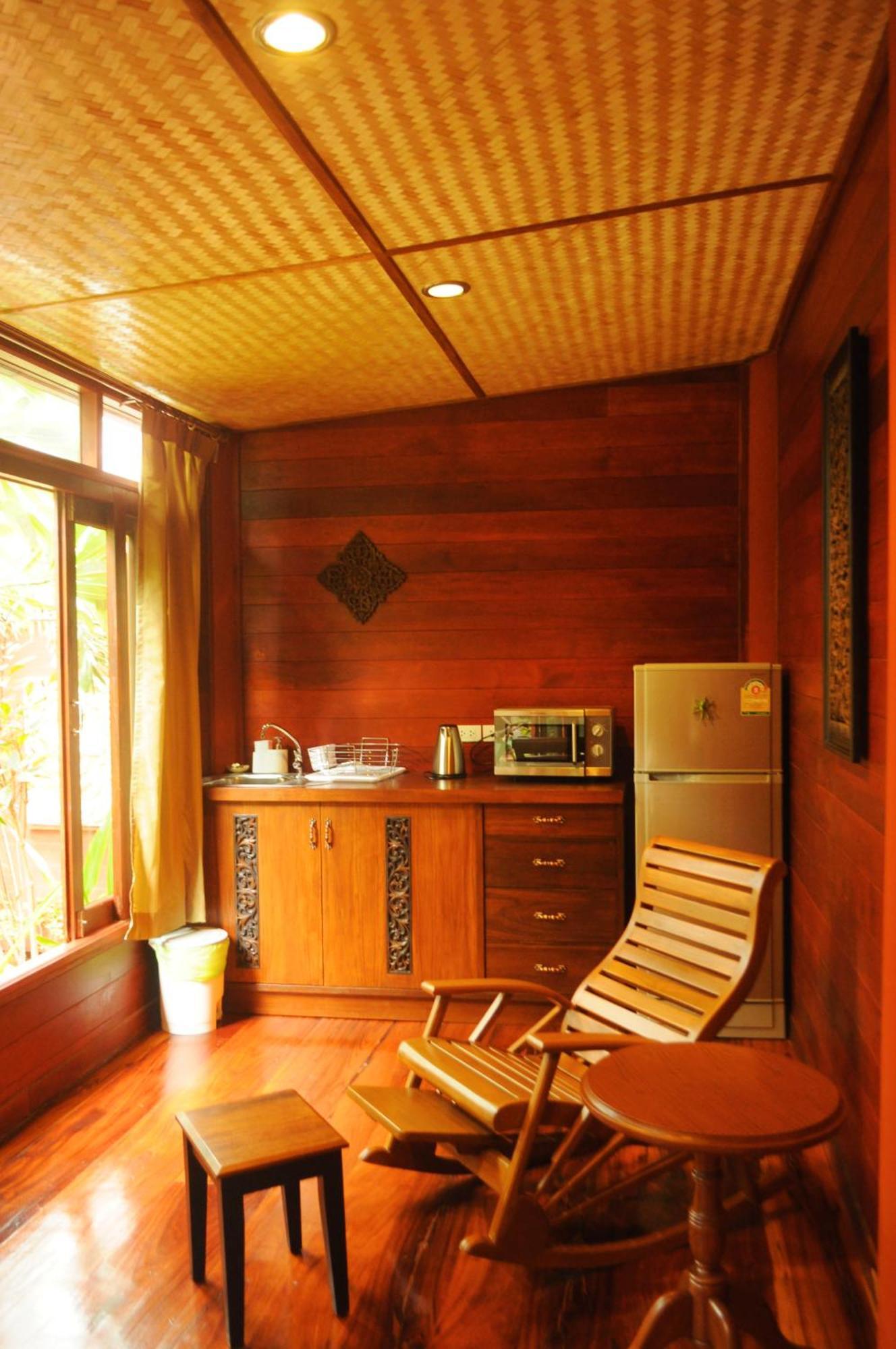 Ruenkanok Thaihouse Resort HHQ Exterior foto
